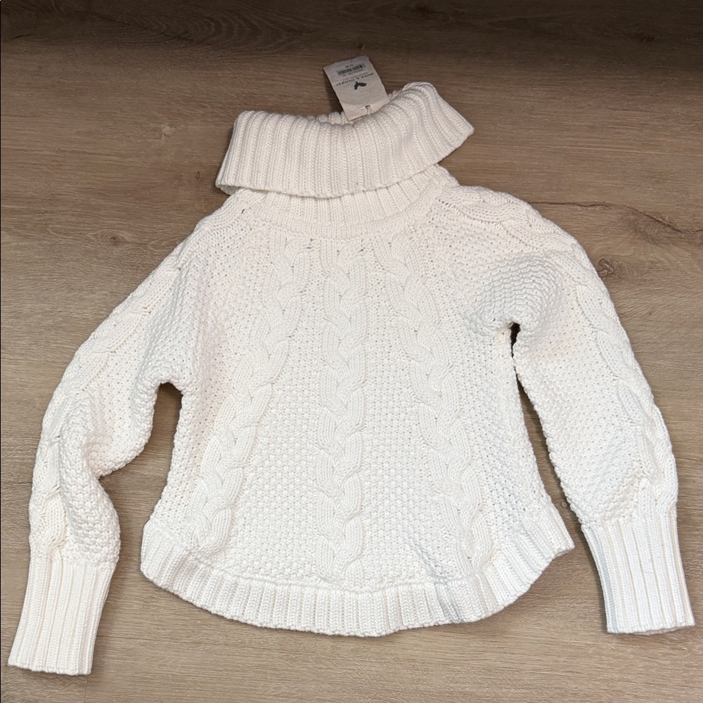 Hope & Henry Cozy White Cable Knit Turtleneck Sweater